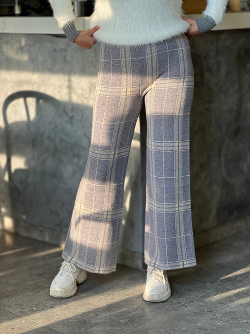 بنطلون تريكو